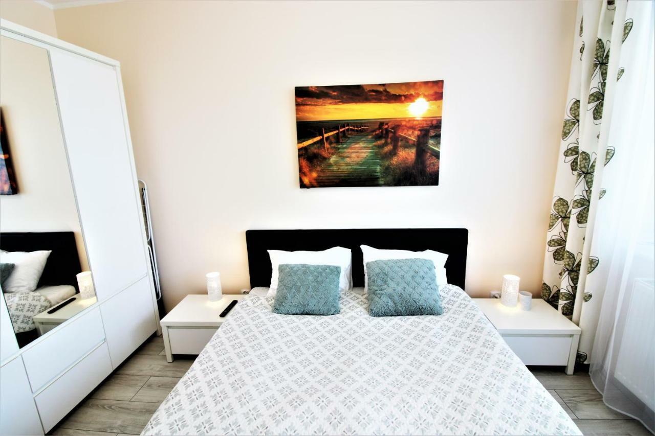 Apartament Superior Pastelowy Przy Plazy Kolobrzeg Exterior photo